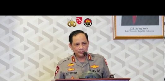 Photo : @Antonjrocks.kelces