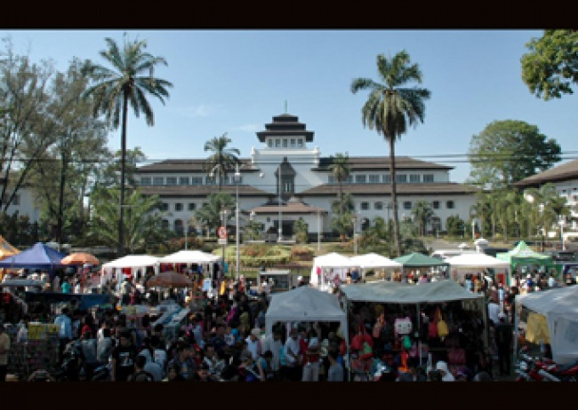 Pasar Tumpah dan Tempat Kuliner di Bandung Dapat Izin Buka, Satpol PP : Rawan Pelanggaran Protokol Kesehatan
