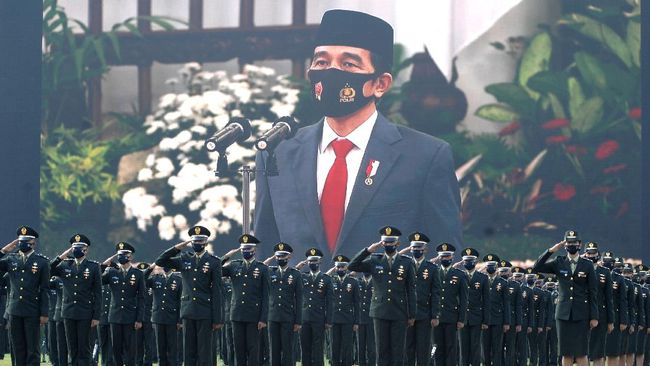Presiden Joko Widodo Berikan Anugerah Bintang Militer kepada 3 Prajurit TNI