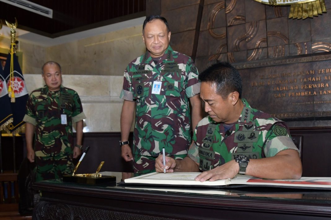 Panglima TNI Jenderal TNI Andika Perkasa Lakukan Kunjungan ke Mabesau