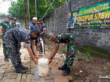 Upaya Penyediaan Air Bersih oleh TNI AD untuk Masyarakat Terus Dilakukan