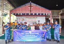 TNI AU Salurkan Bantuan Natal untuk Empat Gereja Terdampak Banjir di Sekitar Medan