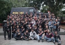 ROB dan Brimob Polda Jabar Gelar BARBUK, Tebar Takjil dan Pererat Silaturahmi Komunitas Otomotif